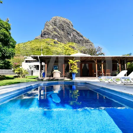 Villa Alira